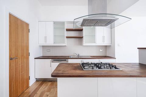 undefined, Thrawl Street, Aldgate, London, E1