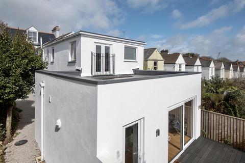undefined, Falmouth