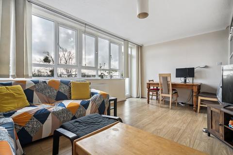 2 bedroom flat for sale, Wellesley Court, IVER SL0