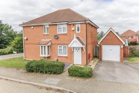 undefined, Walkhampton Avenue, Milton Keynes MK13