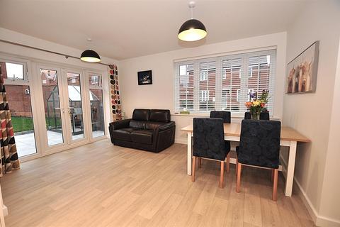 4 bedroom detached house for sale, Moore Road, Burton-On-Trent DE13
