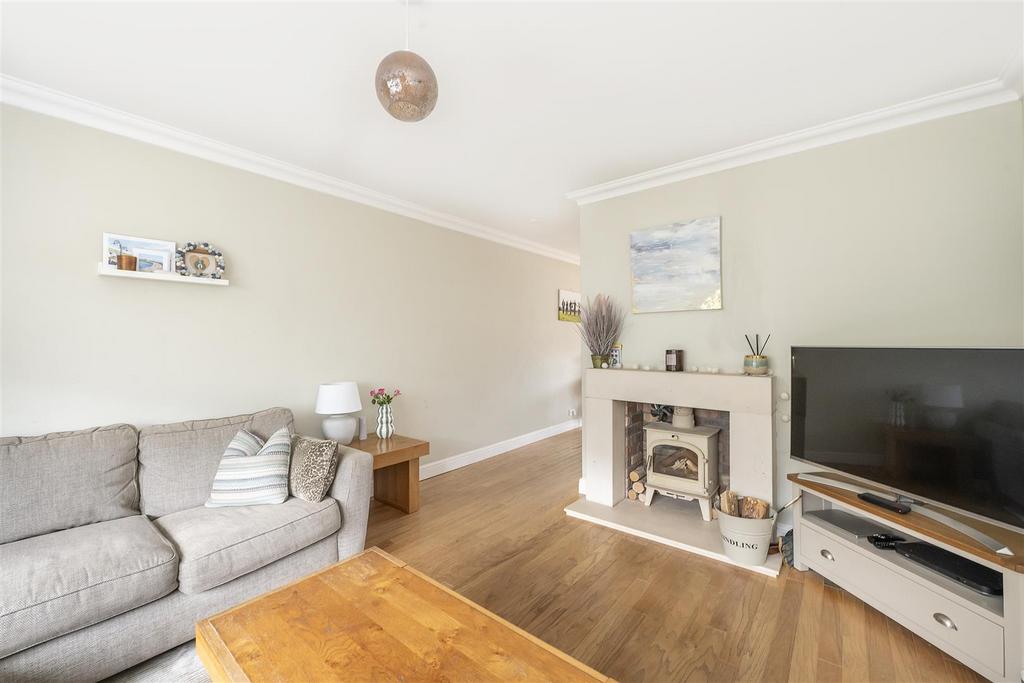 20-dacre-crescent-02.jpg