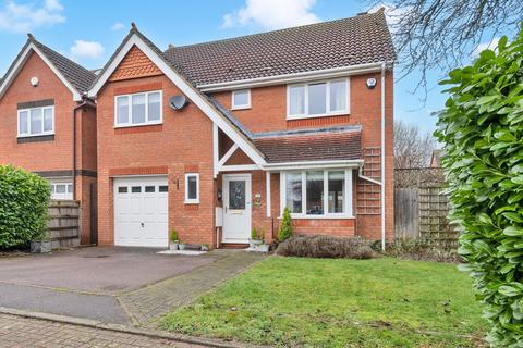 Elm Way, Royston SG8