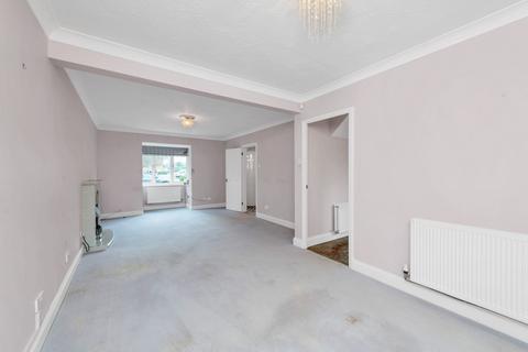 4 bedroom detached house for sale, Elm Way, Royston SG8