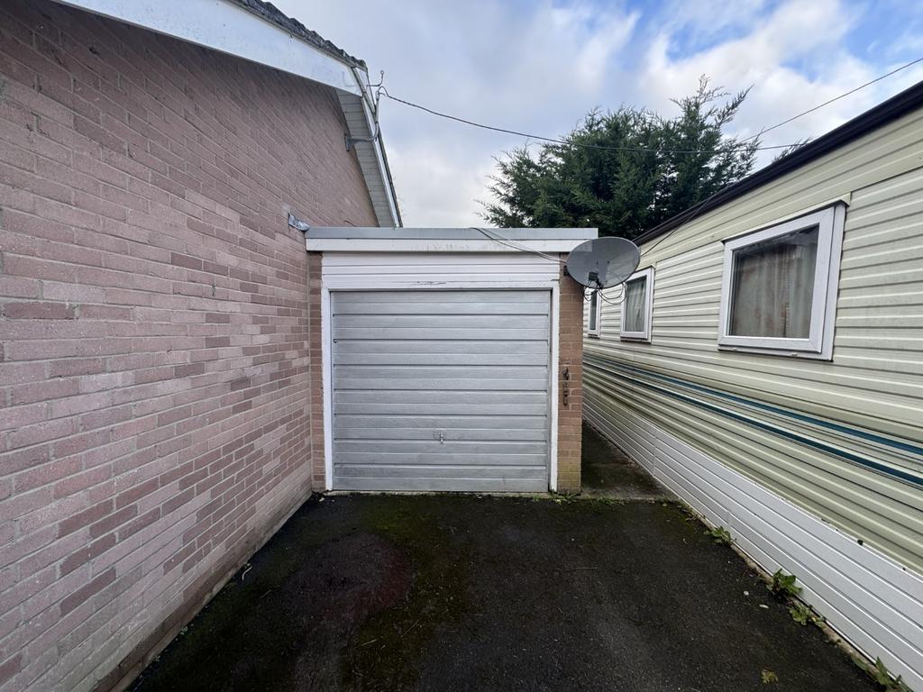 Side Single Garage