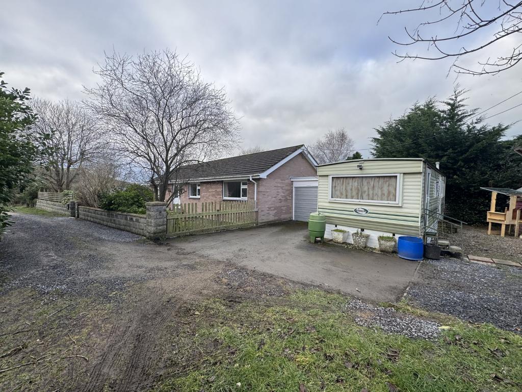 Side Single Garage