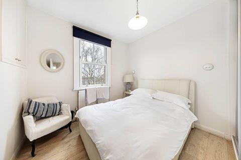 3 bedroom flat for sale, Dovedale Gardens, Battersea, London, SW11