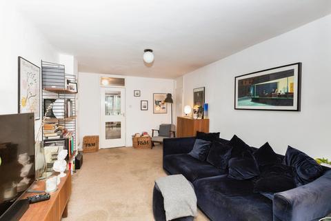 undefined, Clearbrook Way, London, E1