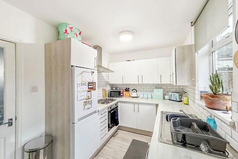 2 bedroom terraced house for sale, Hedon Road, Hull HU9