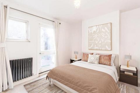 2 bedroom flat for sale, Beauclerc Road, Hammersmith W6