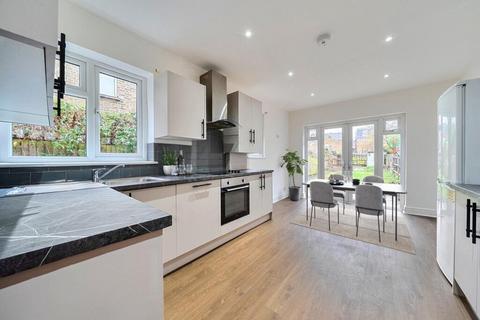 undefined, Elmers End Road, Penge, SE20