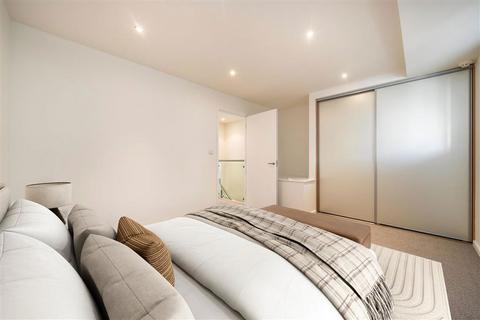 undefined, Palmers Road, London E2