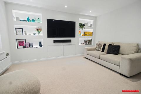 3 bedroom semi-detached house for sale, Shelley Grove, Pevensey BN24