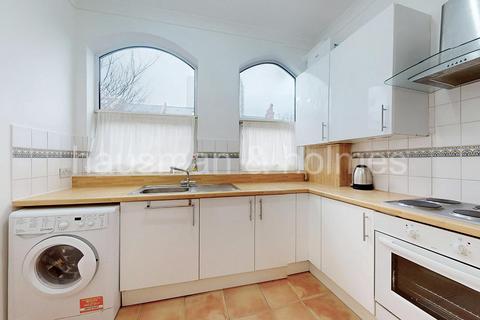 2 bedroom flat for sale, Crewys Road, NW2