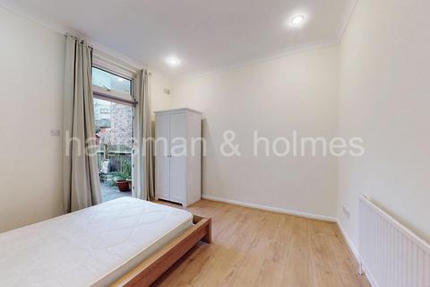 2 bedroom flat for sale, Crewys Road, NW2