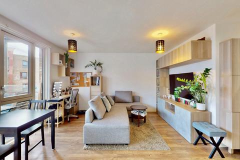 1 bedroom apartment for sale, Blackthorn House, Blondin Way, London, SE16