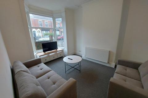 undefined, De Grey Street, Hull HU5