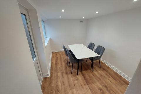 undefined, De Grey Street, Hull HU5