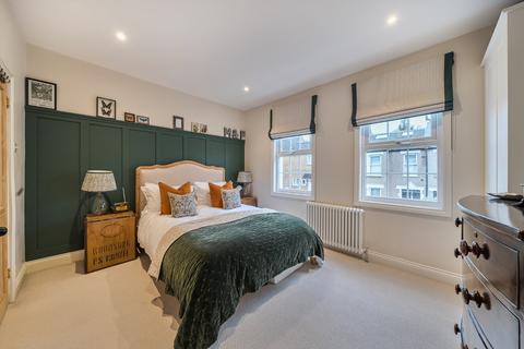 3 bedroom terraced house for sale, Edgington Road, London, SW16