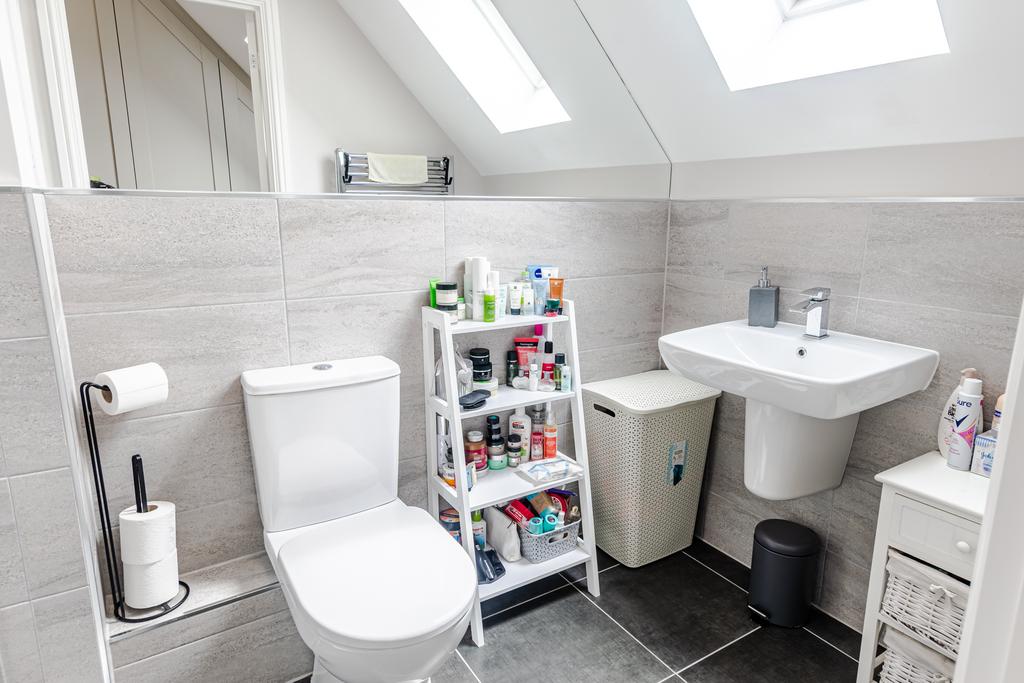 Ensuite1