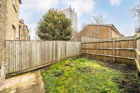 1 bedroom flat to rent, Bedford Road, London SW4