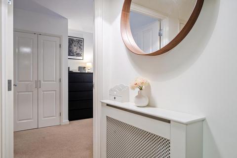 2 bedroom flat for sale, High Wycombe,  Buckinghamshire,  HP13