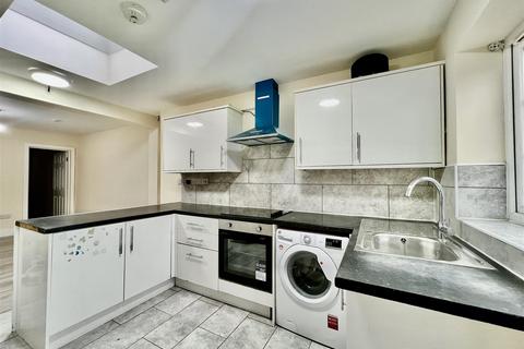 undefined, 53 North Hyde Road, Hayes UB3