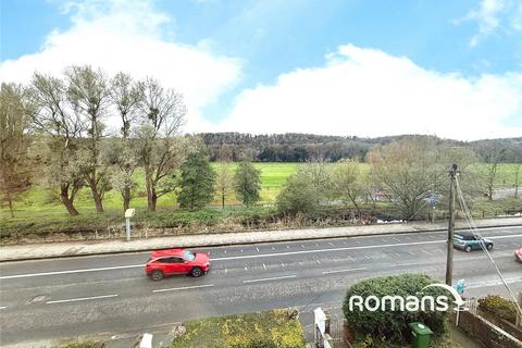 undefined, London Road, High Wycombe, Buckinghamshire, HP11