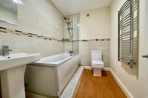 2 bedroom apartment to rent, The Exchange Building, 3 Central Road, Leeds LS1