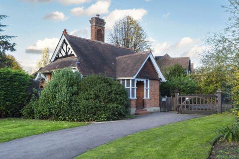 undefined, Mostyn Road, MERTON PARK SW19