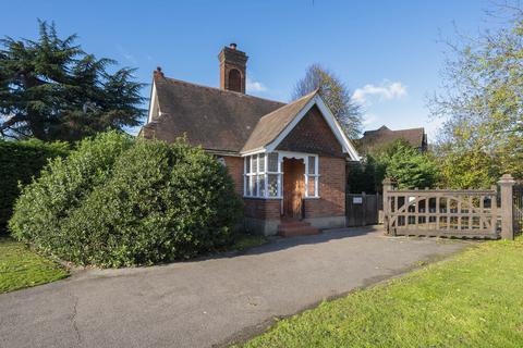 undefined, Mostyn Road, MERTON PARK SW19