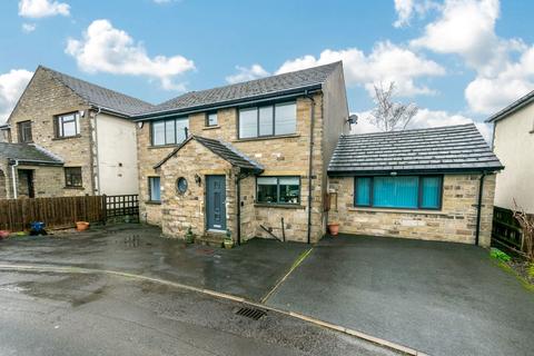 undefined, Gregory Drive, Kirkburton, HD8