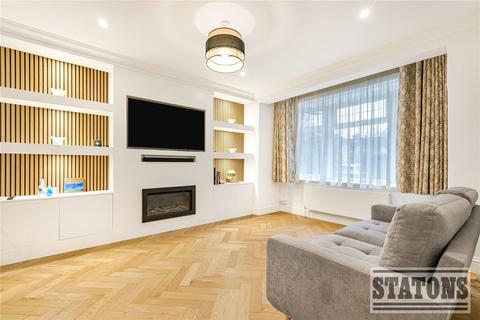 undefined, Coombe Corner, London, N21