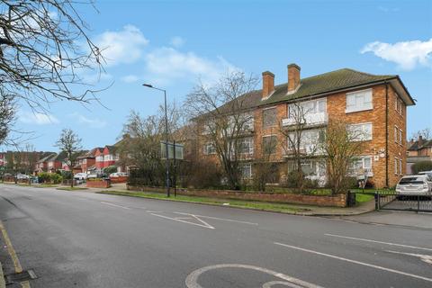 2 bedroom flat for sale, The Paddocks, Wembley