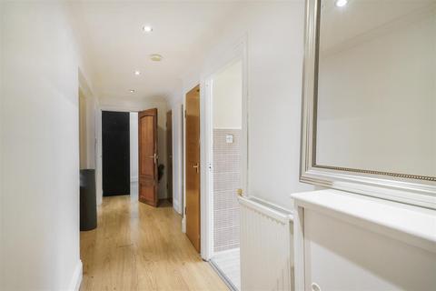 2 bedroom flat for sale, The Paddocks, Wembley