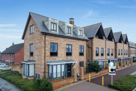4 bedroom house for sale, Longhorn Drive, Milton Keynes MK8