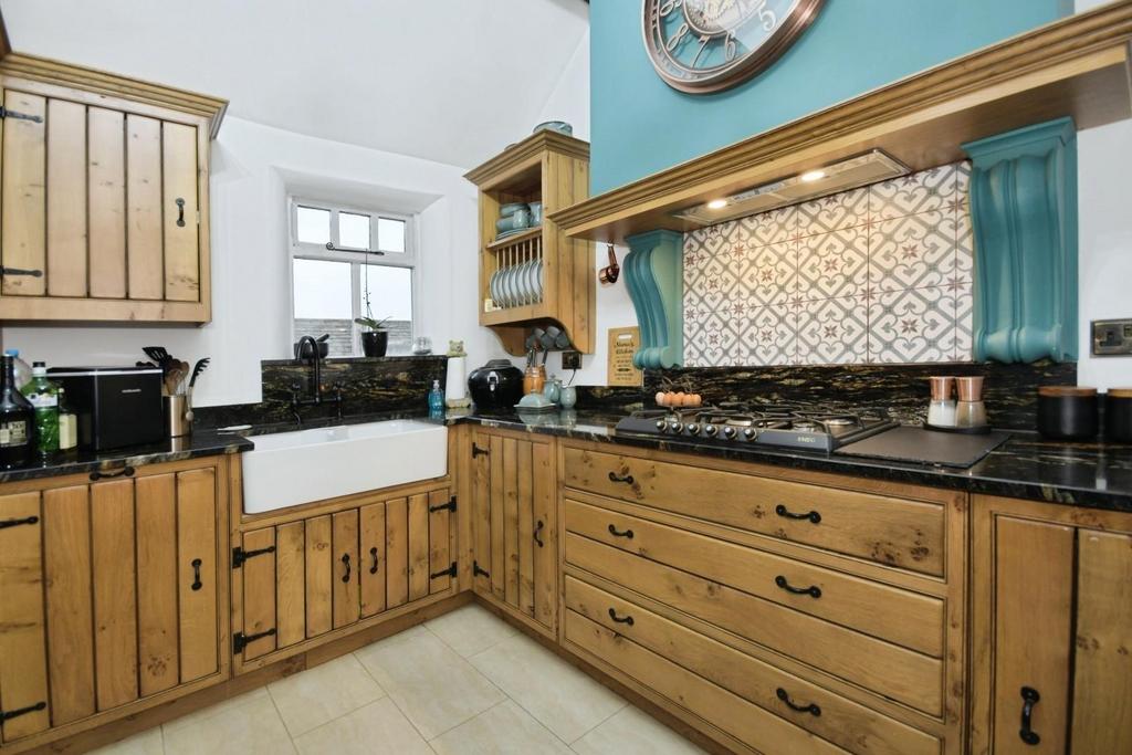 KITCHEN DINER 02.jpg