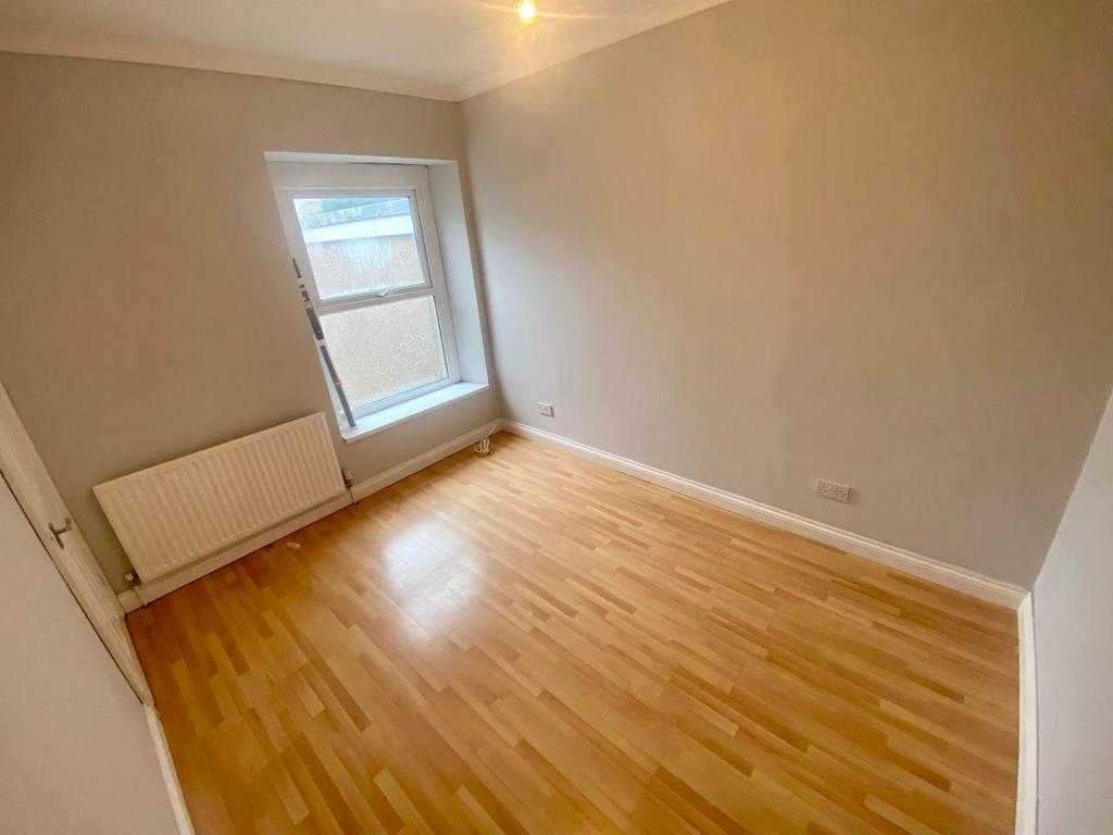 Bedroom 2, 2