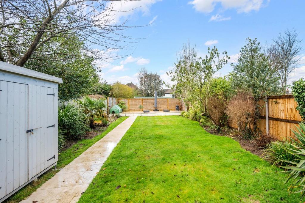 Rutherwyke close