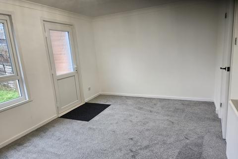 undefined, Owen Close, Wellingborough NN8