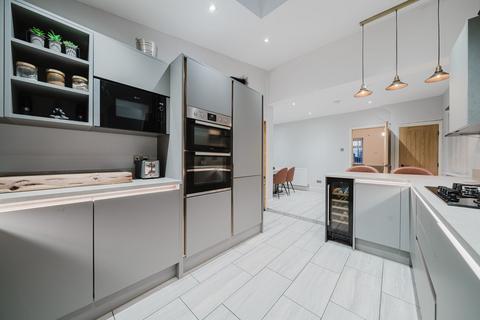 3 bedroom end of terrace house for sale, Southport Road, Lydiate, L31