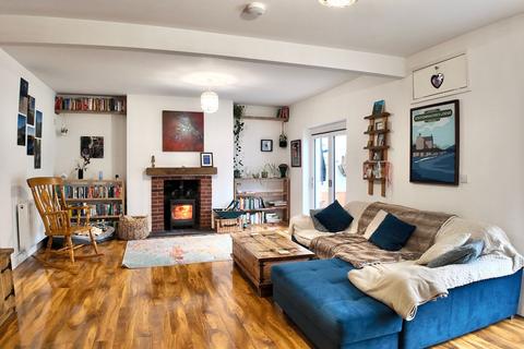 3 bedroom terraced house for sale, Woodland Terrace, New Tredegar, NP24