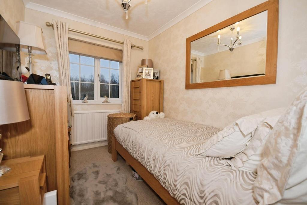 BED 4.jpg