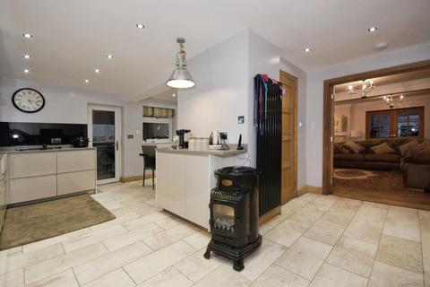undefined, Marshfield Grove, Staveley, Chesterfield, S43 3QD