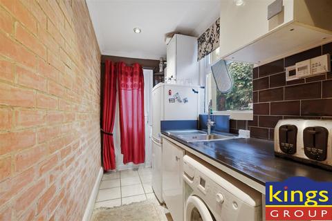 1 bedroom flat for sale, Chingford Road, London