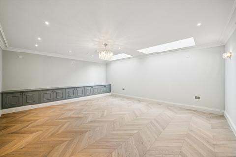 undefined, Coombe Lane, London SW20