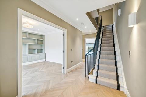 5 bedroom detached house to rent, Coombe Lane, London SW20