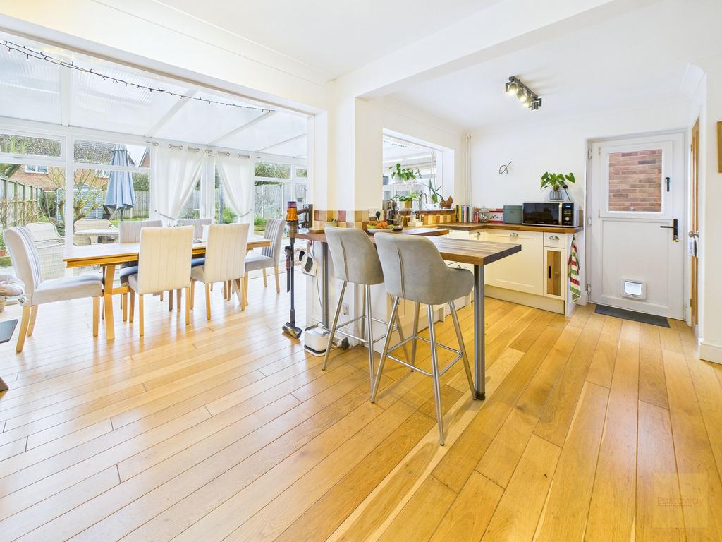 Kitchen / Diner