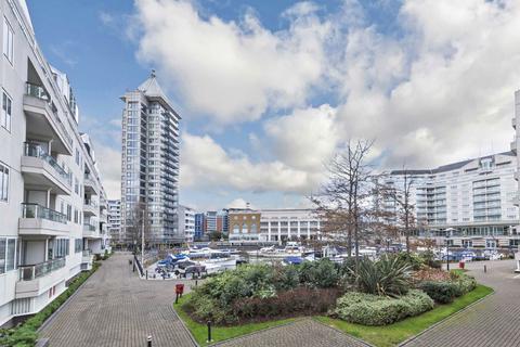2 bedroom flat to rent, King's Quay, London SW10