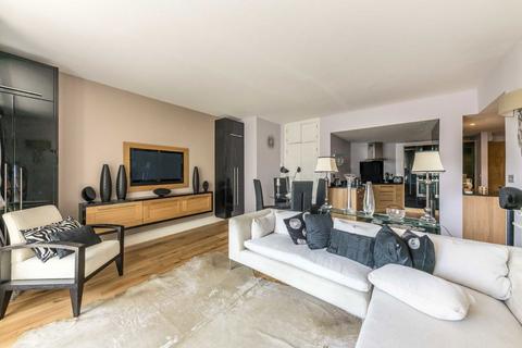 2 bedroom flat to rent, King's Quay, London SW10